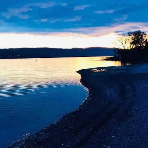 霍尔霍恩公寓 * 盖恩霍芬